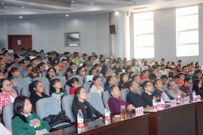 “环保宣讲进高校”第四场宣讲会在我校 成功举办