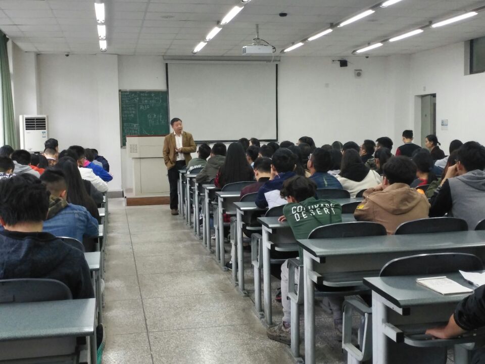 美狮贵宾会官网召开本科生学分积欠暨学业预警会议 美狮贵宾会官网召开本科生学分积欠暨学业预警会议