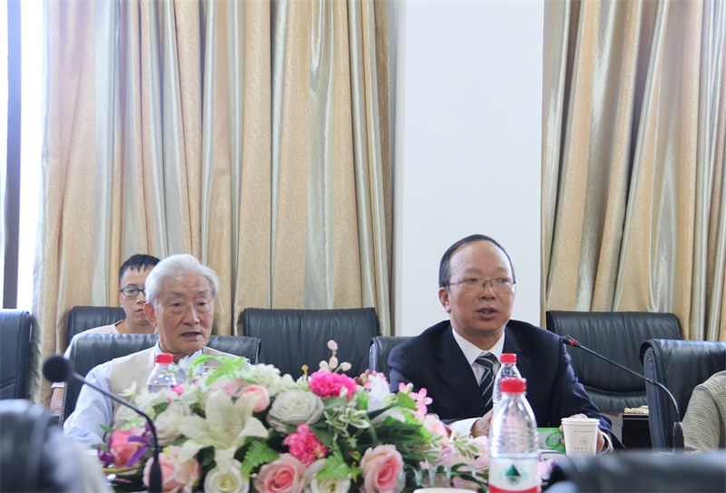 “美好记忆”——美狮贵宾会官网校友师生座谈会举行 “美好记忆”——美狮贵宾会官网校友师生座谈会举行
